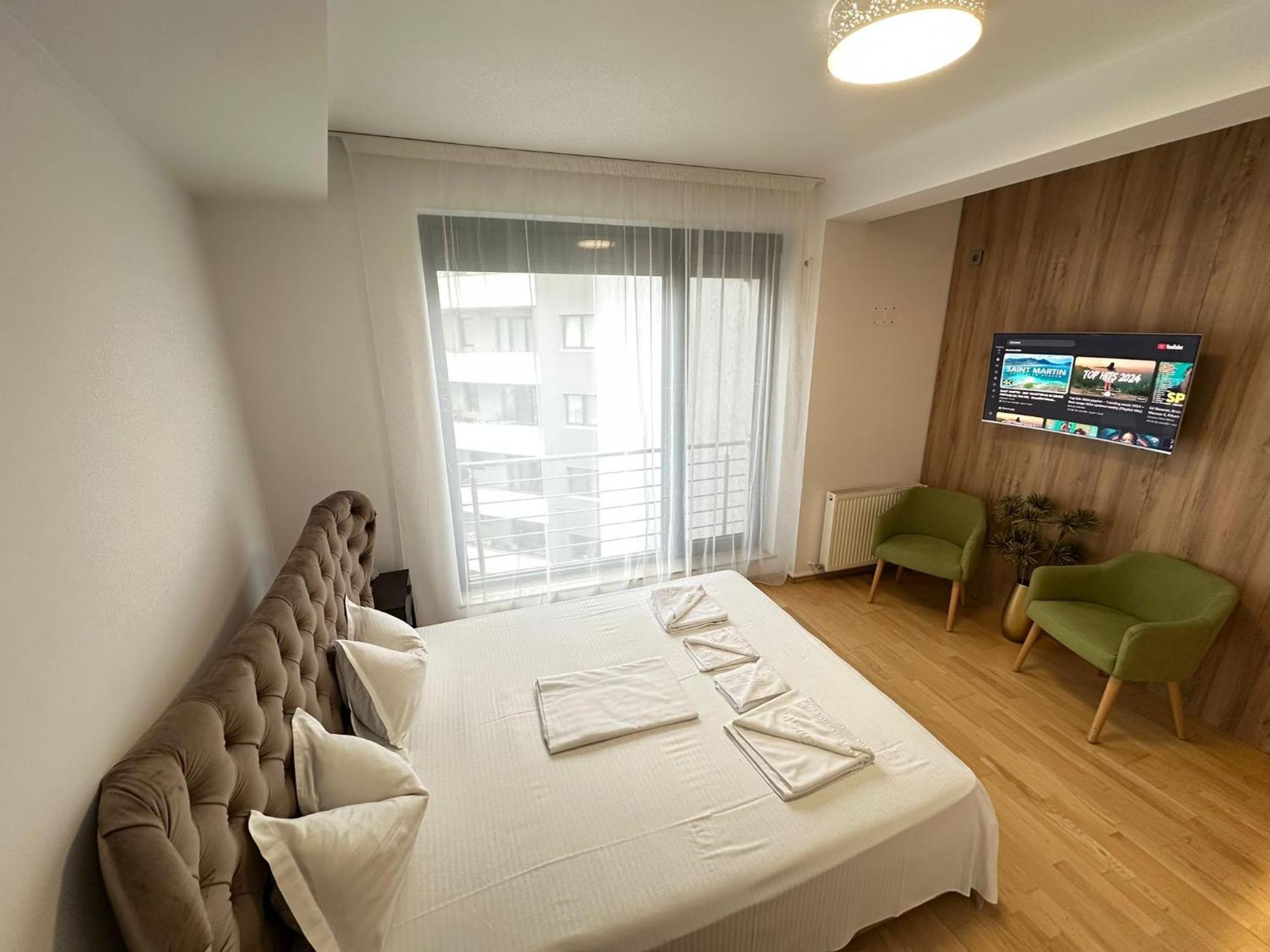 Centru Unirii Luxury Vip Palmier Apartament 2 Camere Cu Terasa Exterioara Amenajata ! Parcare Subterana Privata Climatizata Si Supravegheata Video Dar Doar Cu Rezervare In Limita Locurilor Disponibile !Proprietate In Regim Hoteliep - Nu Are Bucatarie ブカレスト エクステリア 写真