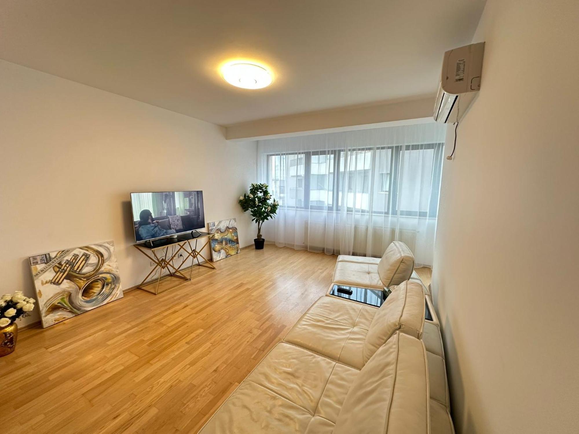 Centru Unirii Luxury Vip Palmier Apartament 2 Camere Cu Terasa Exterioara Amenajata ! Parcare Subterana Privata Climatizata Si Supravegheata Video Dar Doar Cu Rezervare In Limita Locurilor Disponibile !Proprietate In Regim Hoteliep - Nu Are Bucatarie ブカレスト エクステリア 写真