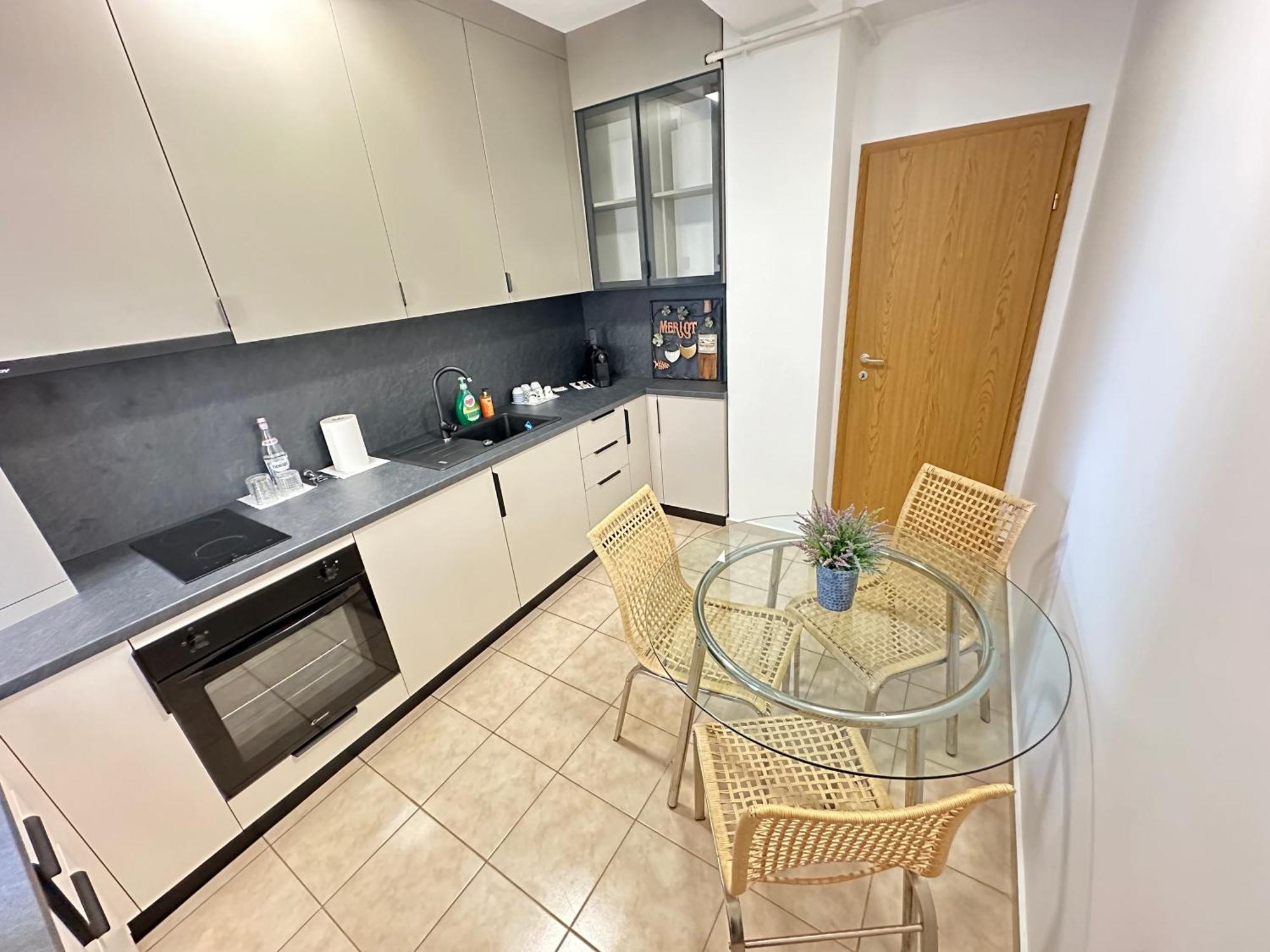 Centru Unirii Luxury Vip Palmier Apartament 2 Camere Cu Terasa Exterioara Amenajata ! Parcare Subterana Privata Climatizata Si Supravegheata Video Dar Doar Cu Rezervare In Limita Locurilor Disponibile !Proprietate In Regim Hoteliep - Nu Are Bucatarie ブカレスト エクステリア 写真